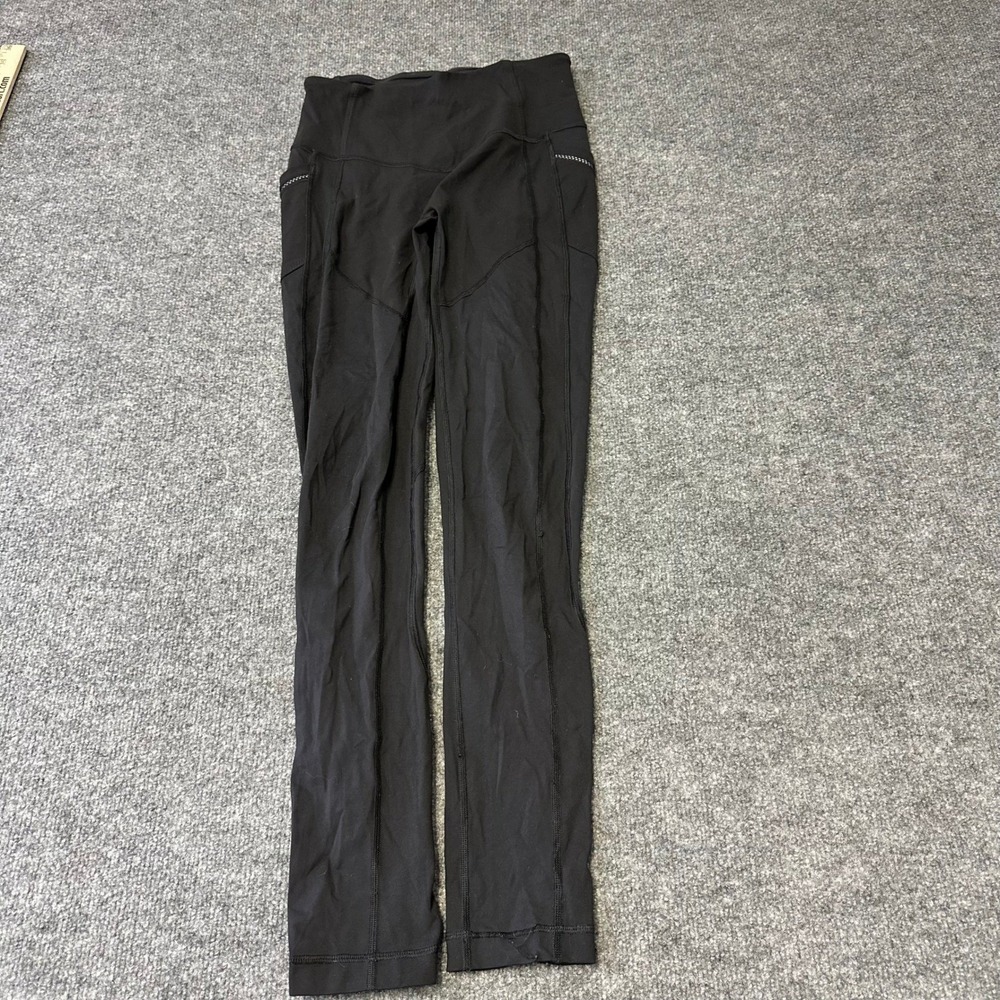 Lululemon Leggings Womens Size 6 Black High Rise Athletic Pockets Reflective